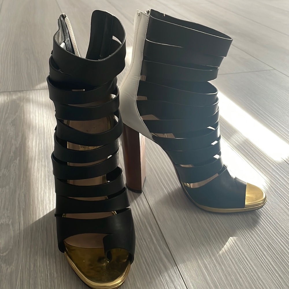 COPY - Black booties